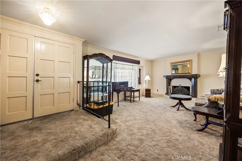 https://cdn.realtyfeed.com/cdn/127/306661149/8da7bf6e7b32ffd64f848261716e0d30.webp