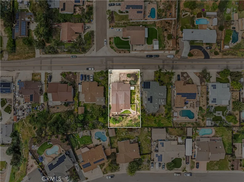 https://cdn.realtyfeed.com/cdn/127/306661149/fc0b524276fed448a31d4b3ee00edbc2.webp