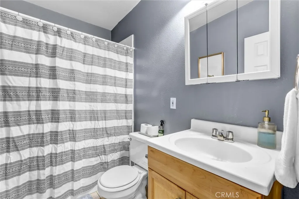 https://cdn.realtyfeed.com/cdn/127/306661181/f83a5697d8068f40c60cab55ac1aff6f.webp