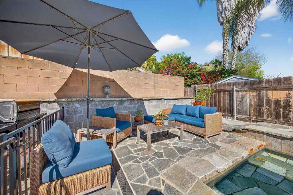 https://cdn.realtyfeed.com/cdn/127/306661324/8f998a9ada3ebdc939a5ddde4f888fb5.webp