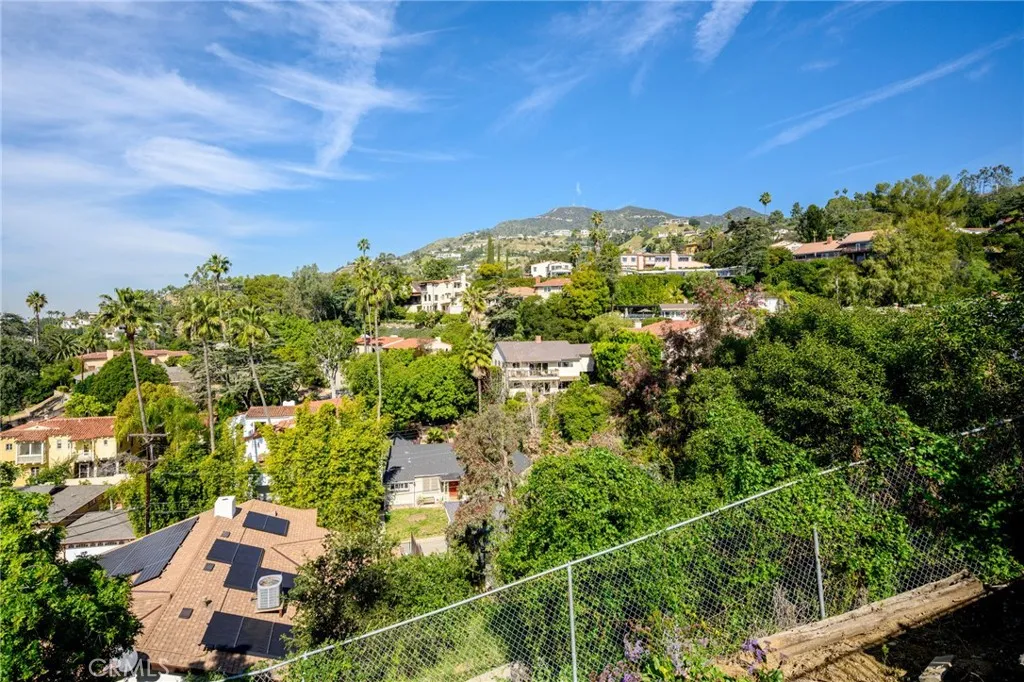 736 Cavanagh Road, Glendale, CA, 91207