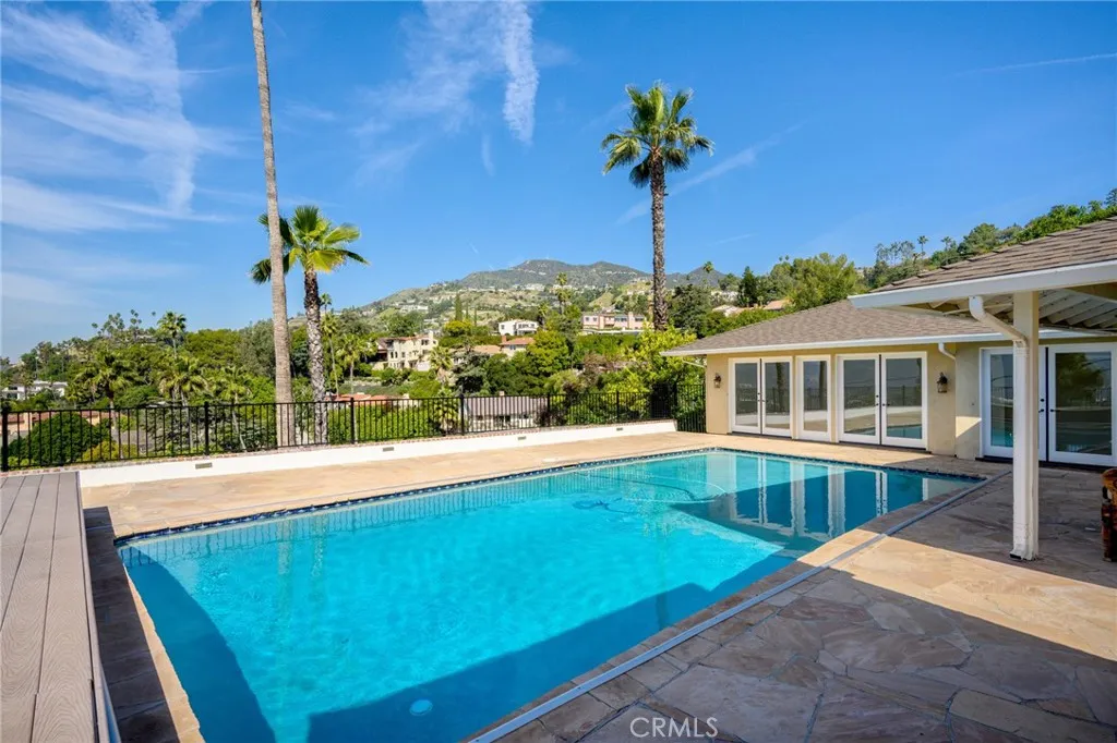 736 Cavanagh Road, Glendale, CA, 91207