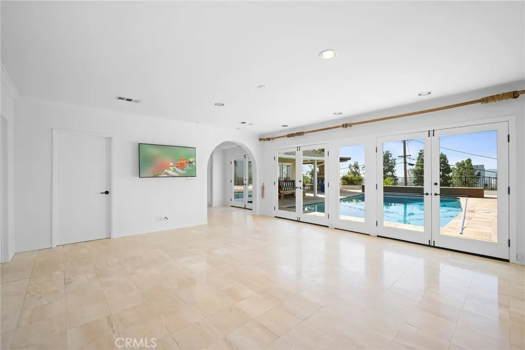 736 Cavanagh Road, Glendale, CA, 91207