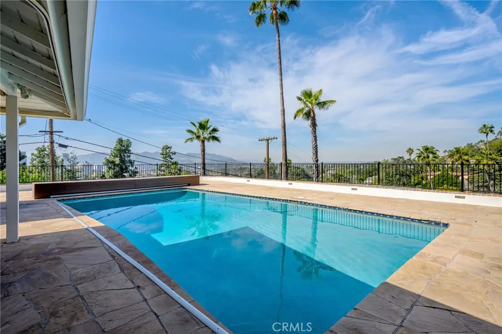 736 Cavanagh Road, Glendale, CA, 91207