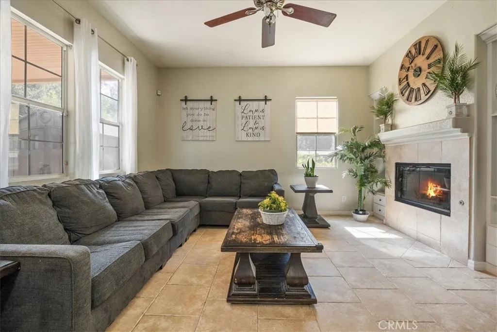 https://cdn.realtyfeed.com/cdn/127/306661517/5794126124b098fa65088b7b2498a8dc.webp