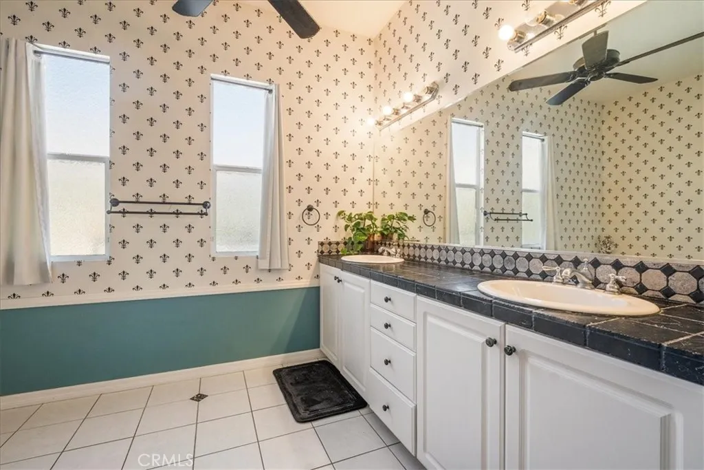 https://cdn.realtyfeed.com/cdn/127/306661517/add495610d0642c5d59a9f5f0b80d119.webp