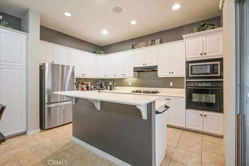 https://cdn.realtyfeed.com/cdn/127/306661517/c34e7a7d8c578be2cd0770838676e651.webp