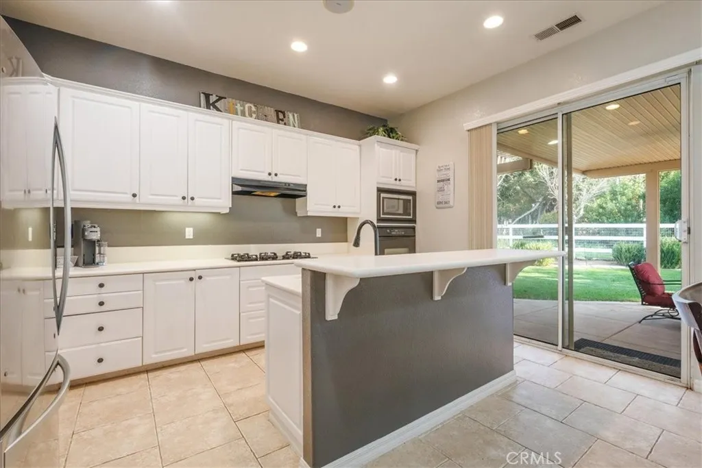 https://cdn.realtyfeed.com/cdn/127/306661517/c7f2379929819d8813a26b99f503fa62.webp