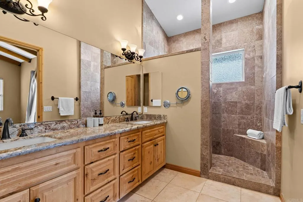 https://cdn.realtyfeed.com/cdn/127/306661611/81a15846c203f90d11291fcdc80082b6.webp