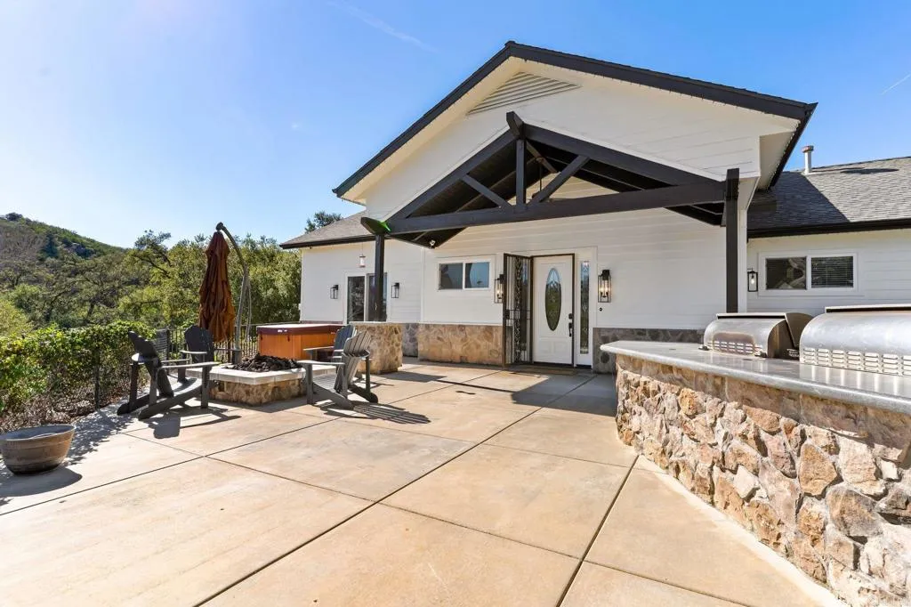 https://cdn.realtyfeed.com/cdn/127/306661611/c1d3805bcf1d3474abb14c529ae2a948.webp