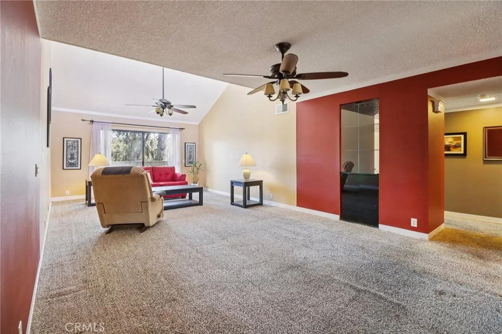 https://cdn.realtyfeed.com/cdn/127/306661655/4e531ebe83008648230769940d7caff7.webp