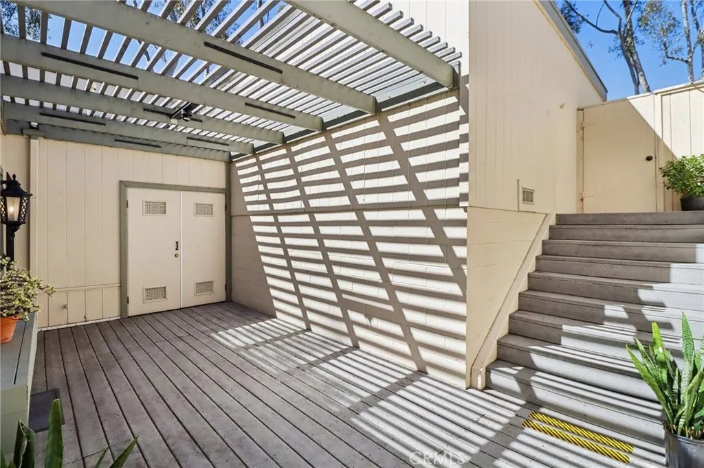 https://cdn.realtyfeed.com/cdn/127/306661655/bc81758f5bc1c6575a31fa4d55c7a4b5.webp