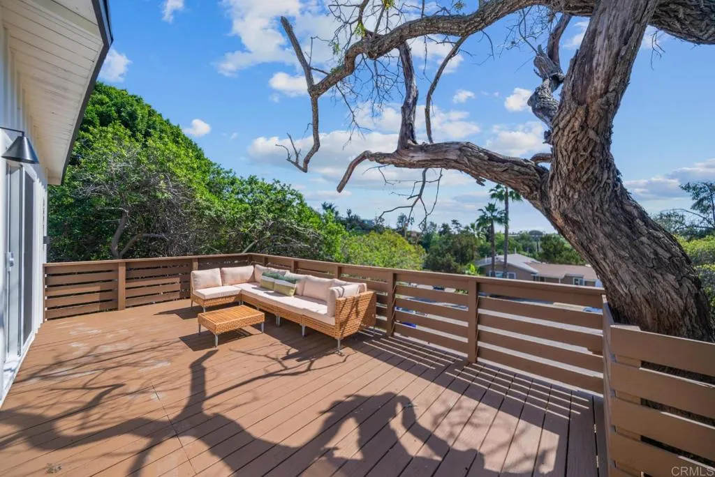 https://cdn.realtyfeed.com/cdn/127/306661739/18268536567d603a7b2cb214ffb7af77.webp