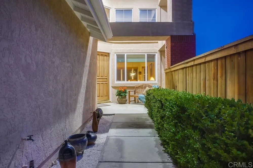 https://cdn.realtyfeed.com/cdn/127/306661802/3884c50cf037777edea1dcc25a00b360.webp