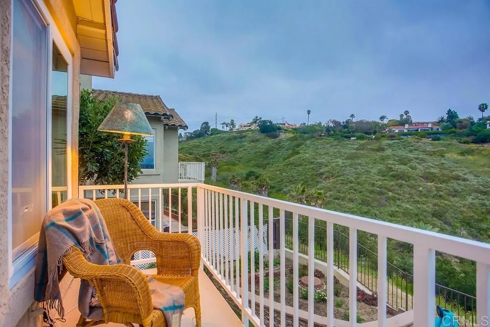 https://cdn.realtyfeed.com/cdn/127/306661802/92c4c3ba8bd83c827dd0f935c1ab4b16.webp