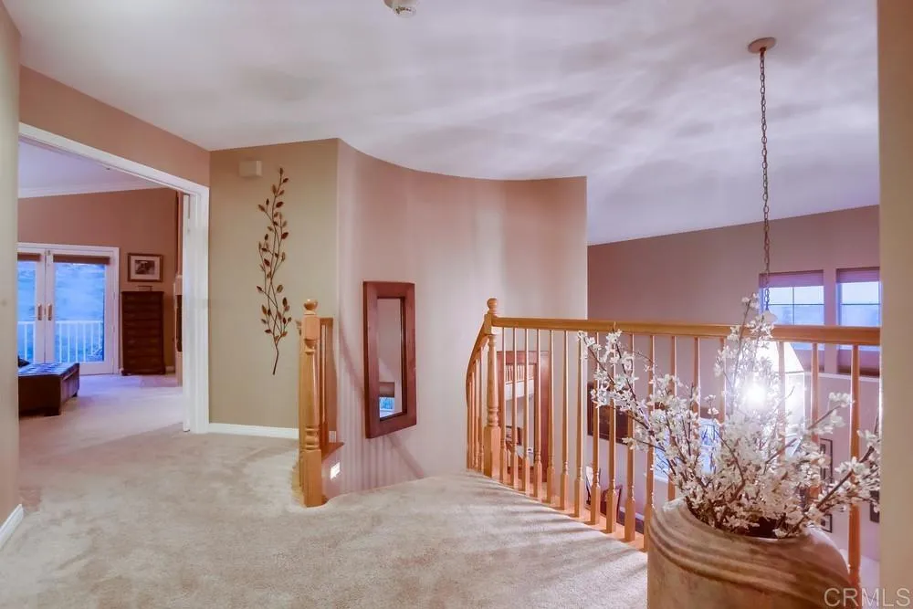 https://cdn.realtyfeed.com/cdn/127/306661802/f4400cf47380b17cca7f8c6058f0b3d8.webp