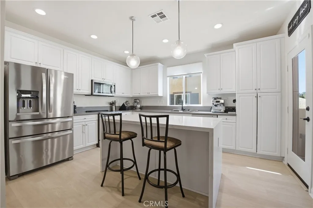 Photo #3: SW26050318 Listing: Photo #3