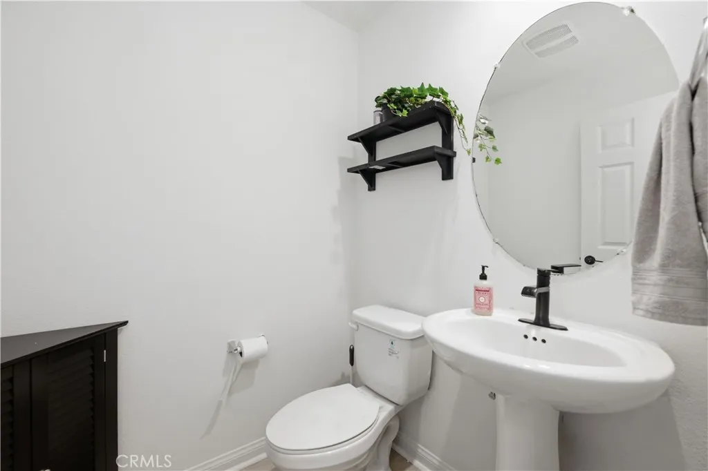 https://cdn.realtyfeed.com/cdn/127/306661885/4481f0bd367f626d359529b341489e27.webp