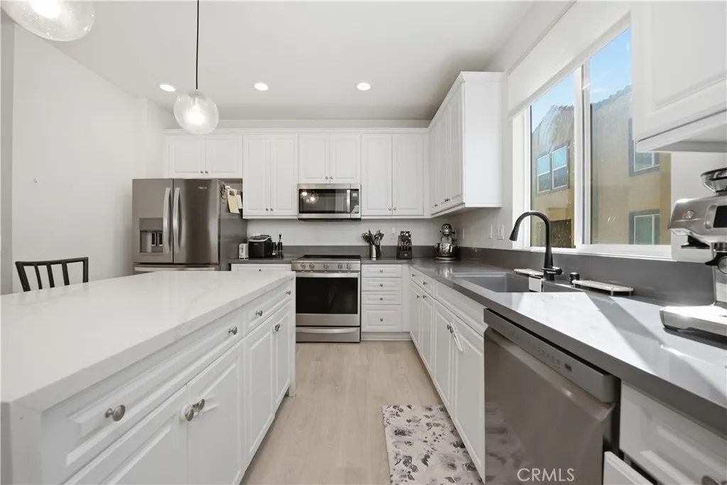 Photo #7: SW26050318 Listing: Photo #7