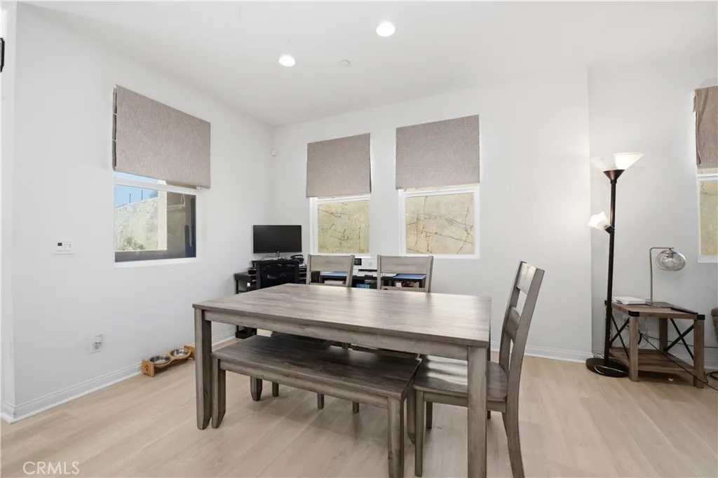 Photo #3: SW26050318 Listing: Photo #3