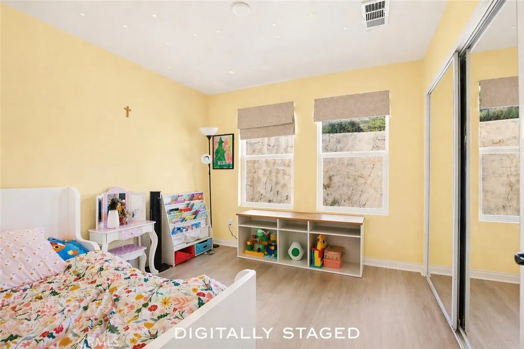 Photo #15: SW26050318 Listing: Photo #15