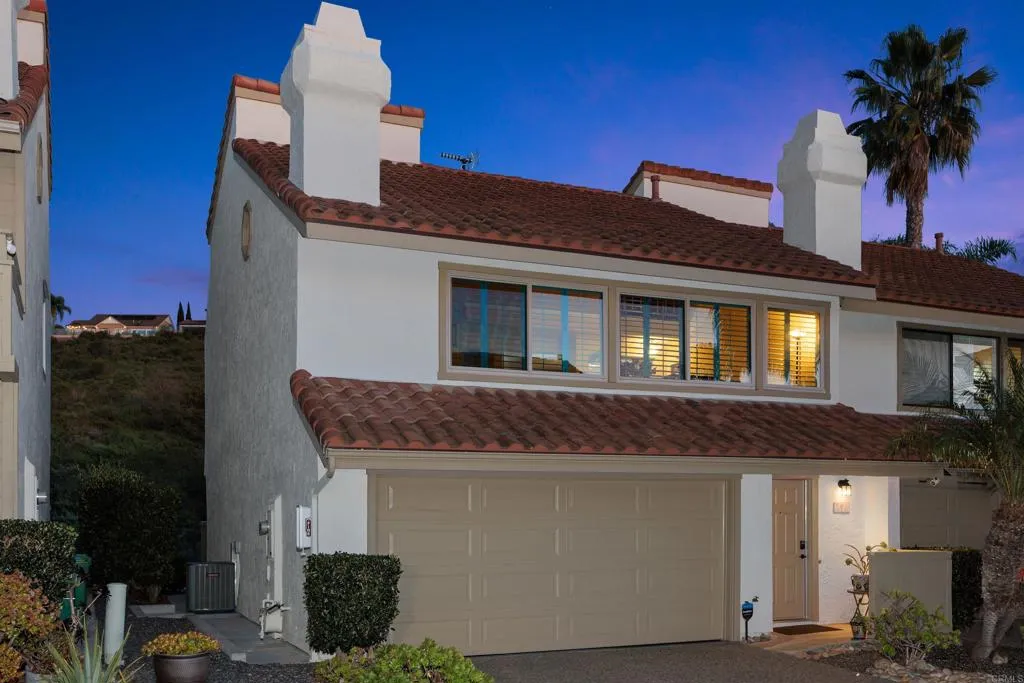 $750,000+