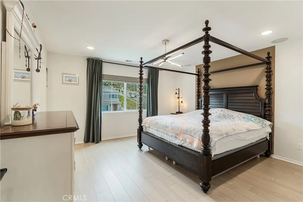 https://cdn.realtyfeed.com/cdn/127/306662004/43af9005414874c8974be34a1c3ca219.webp