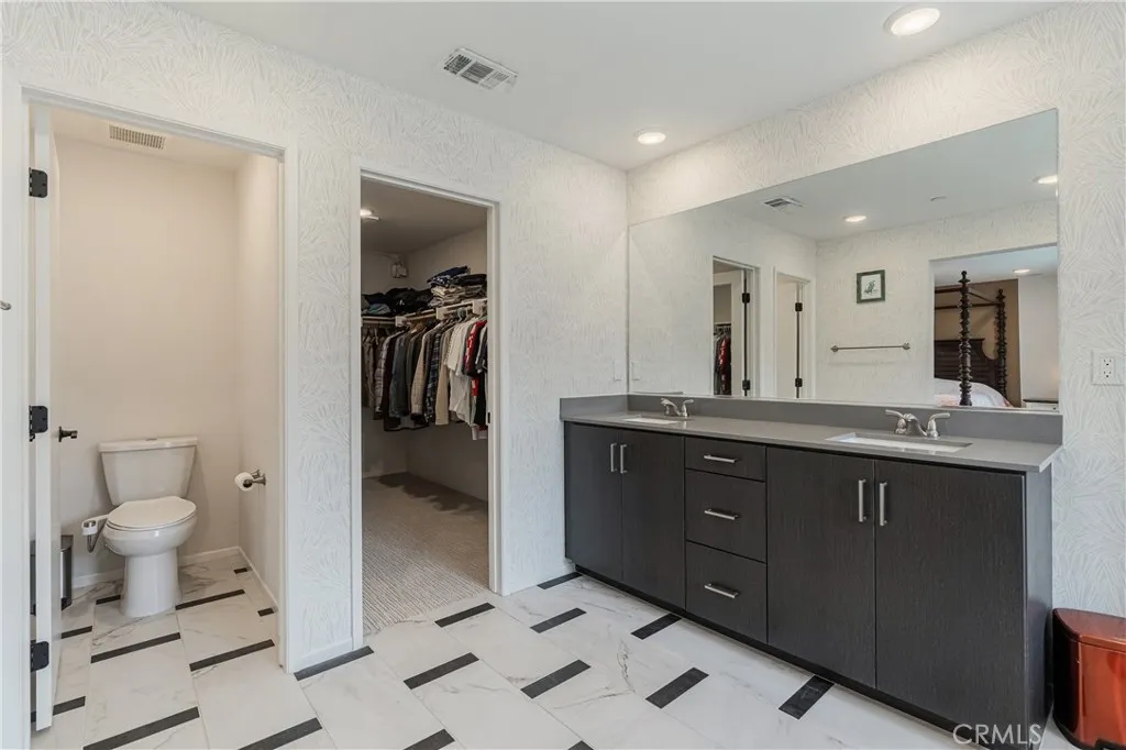 https://cdn.realtyfeed.com/cdn/127/306662004/5ae626f3cc3180901d9d774034dab1f8.webp