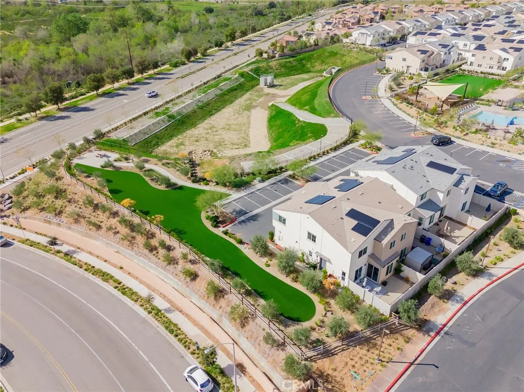 https://cdn.realtyfeed.com/cdn/127/306662004/6a5115276ca03fe26d0b87133c473255.webp