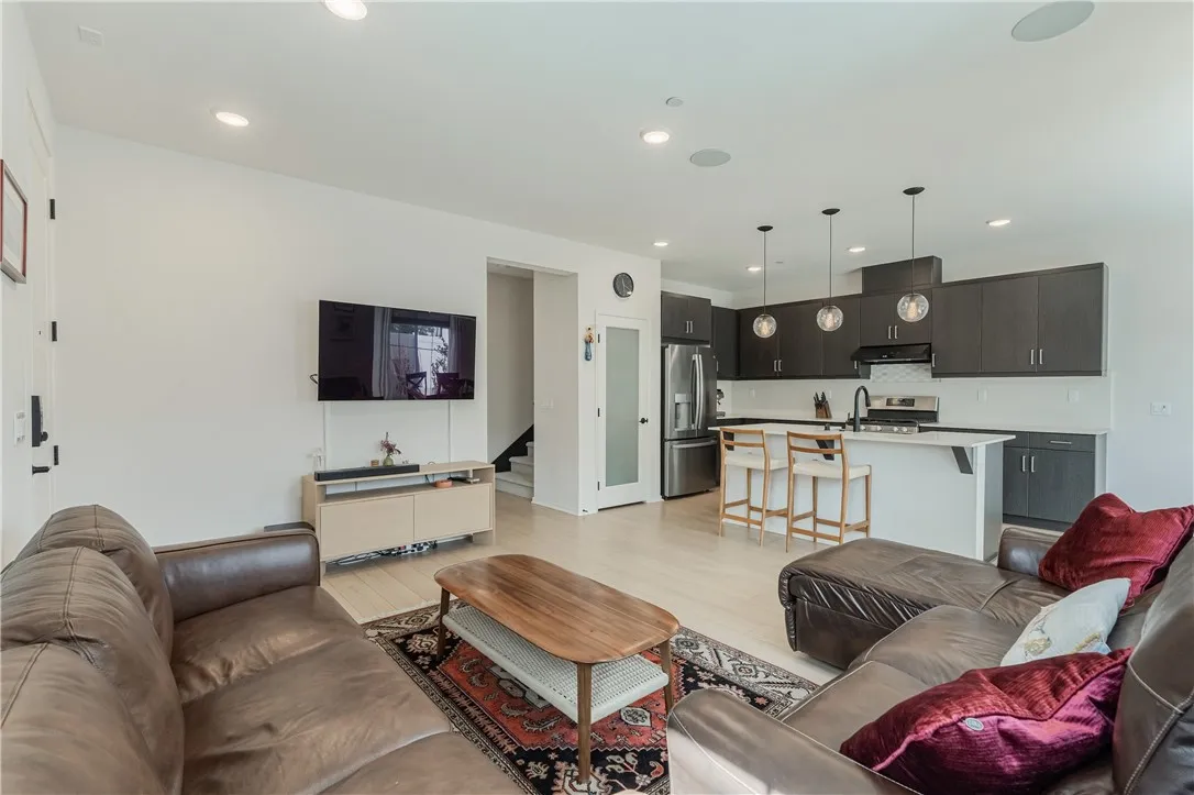 Photo #16: SW26051734 Listing: Photo #16