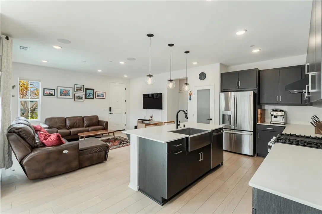 Photo #4: SW26051734 Listing: Photo #4