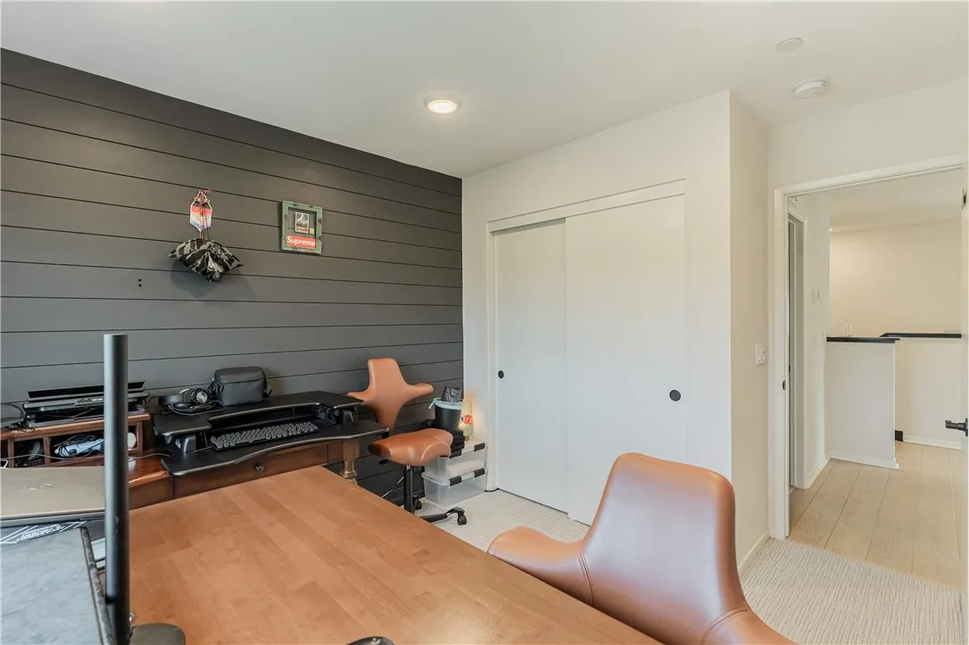 https://cdn.realtyfeed.com/cdn/127/306662004/a64ee9829eb674220e600a5be270bc4e.webp