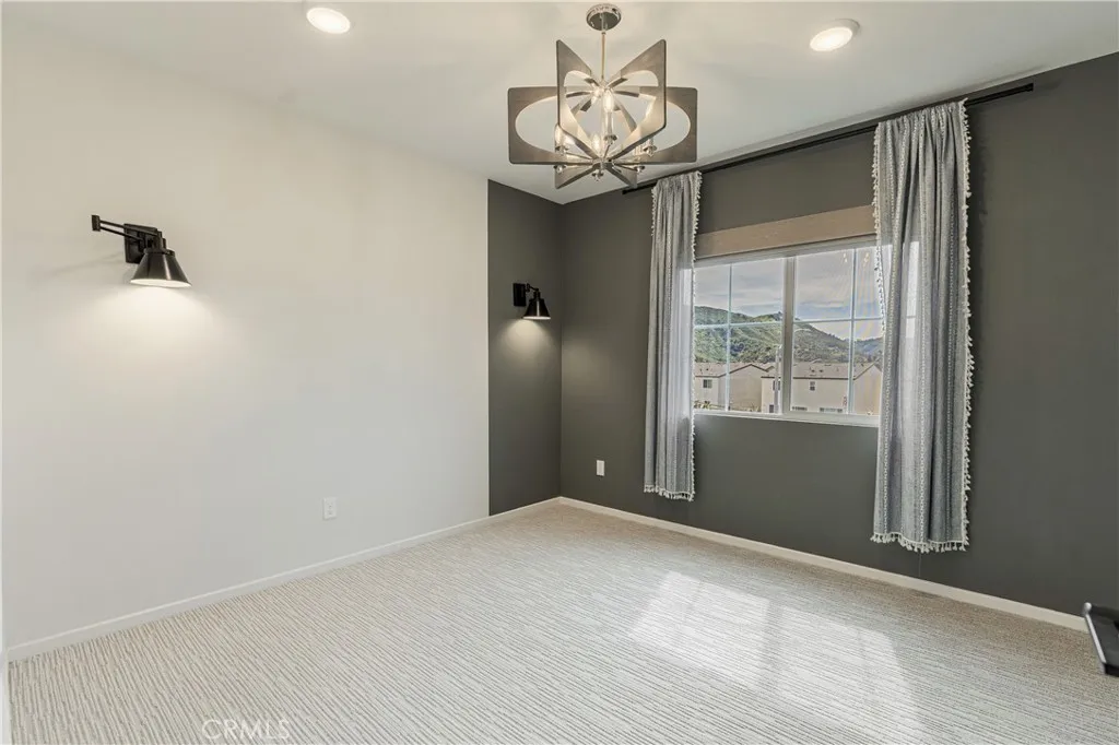 https://cdn.realtyfeed.com/cdn/127/306662004/f6f486764e20039278b65a5e2fe3b72c.webp