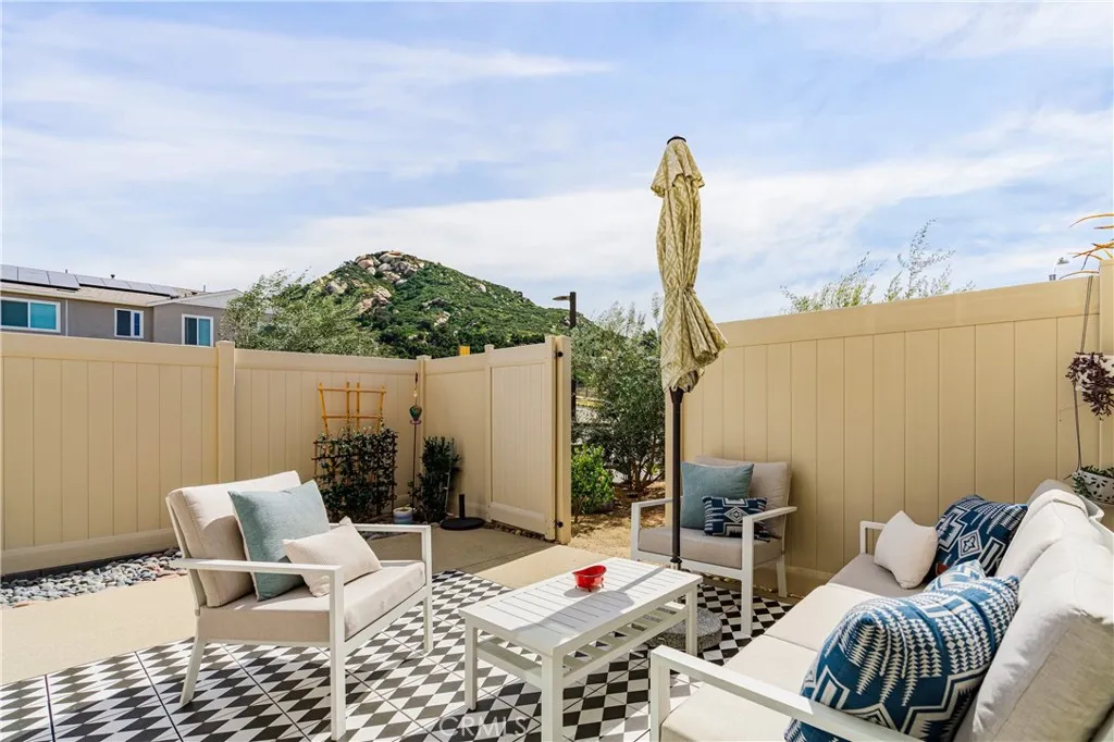 https://cdn.realtyfeed.com/cdn/127/306662004/fc5c3001a3dd22ea44afb4c06a8e979d.webp