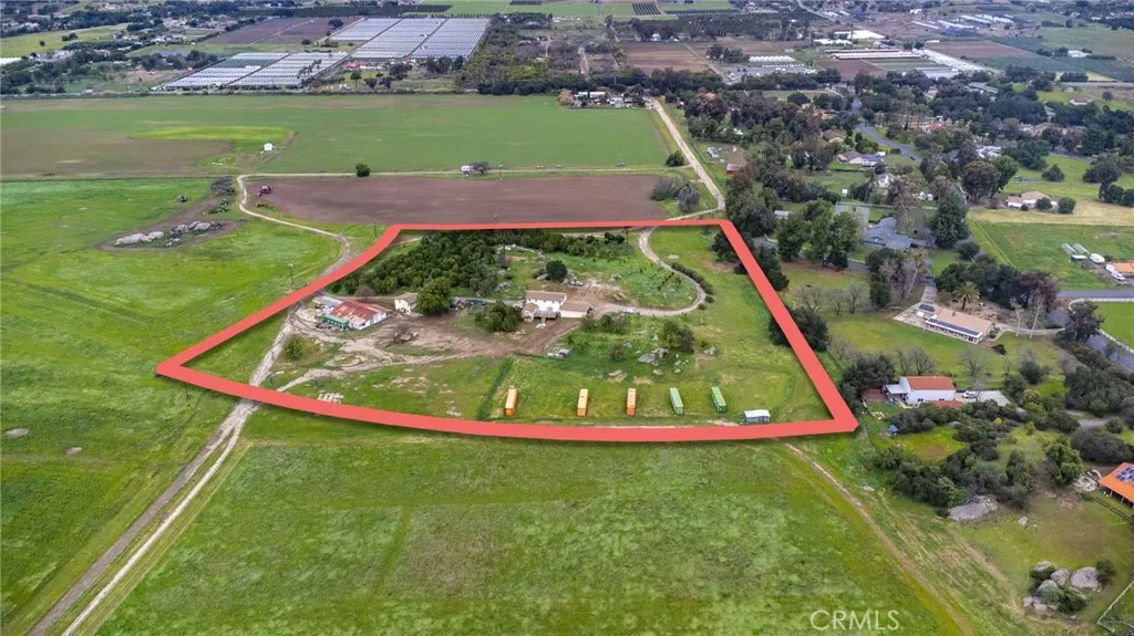 https://cdn.realtyfeed.com/cdn/127/306662013/09c56c4b99d5cfc075732e6307860e30.webp