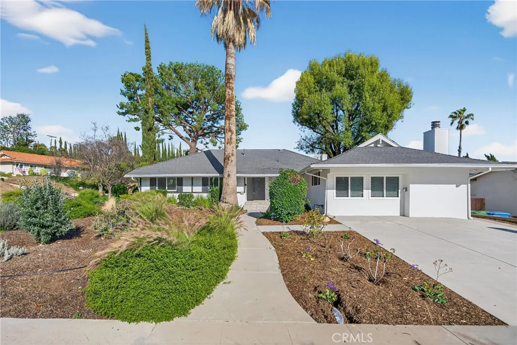 West Hills, CA 91304