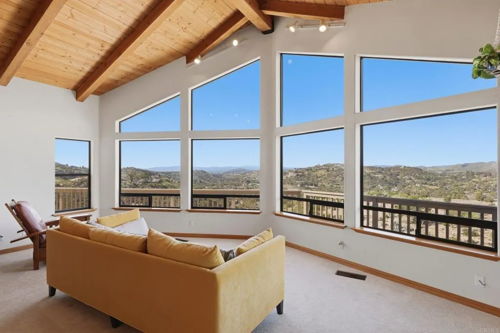 https://cdn.realtyfeed.com/cdn/127/306662049/30e0896ffdf37cd184371187555c9179.webp