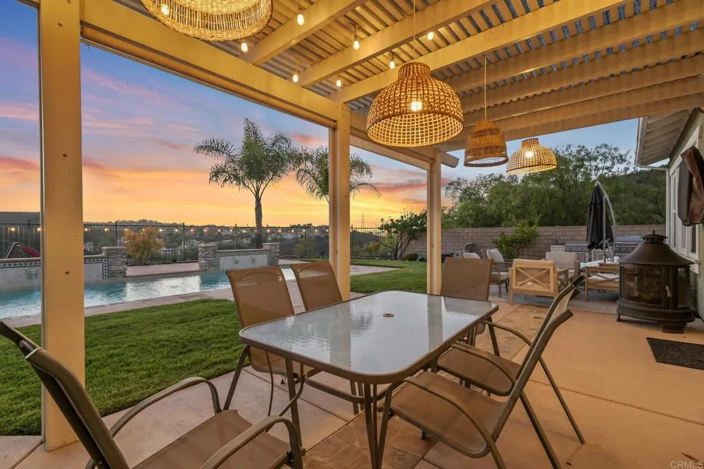 https://cdn.realtyfeed.com/cdn/127/306662069/8de4eba228164874399aa89b1e55f8c2.webp