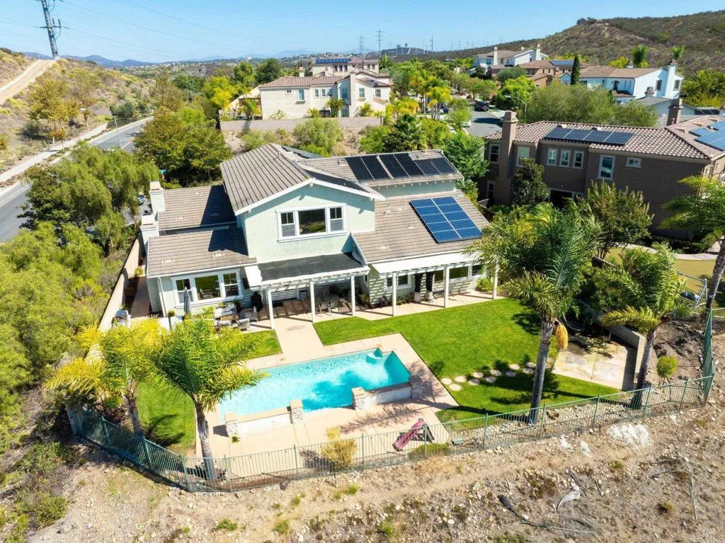 https://cdn.realtyfeed.com/cdn/127/306662069/ca9c398d839e380e706f27593aefaf05.webp
