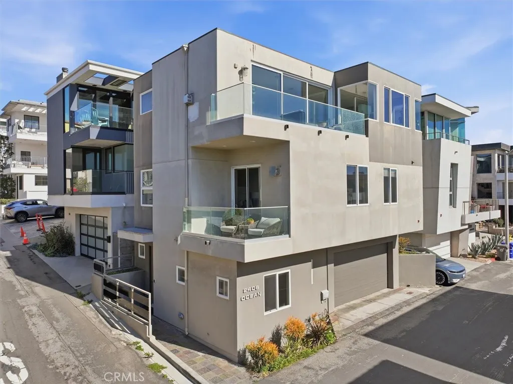 Manhattan Beach, CA 90266