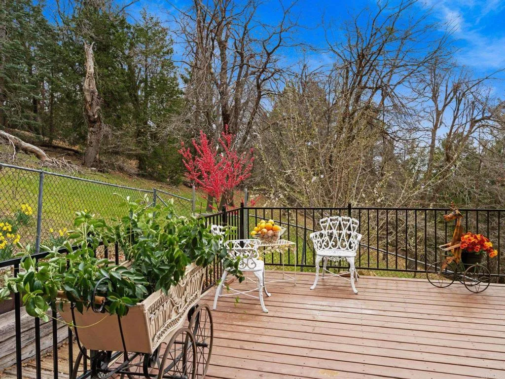 https://cdn.realtyfeed.com/cdn/127/306662105/4633bbbec4c51846c465e238905700a5.webp