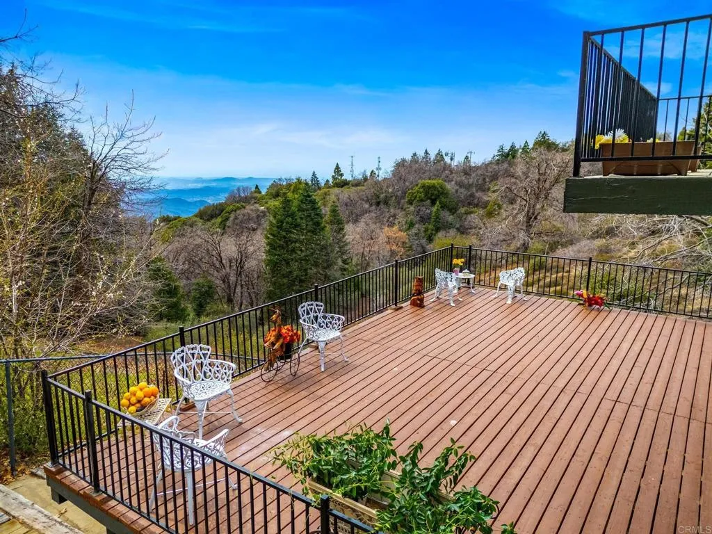 https://cdn.realtyfeed.com/cdn/127/306662105/67905984303959923f35b55b62487b15.webp