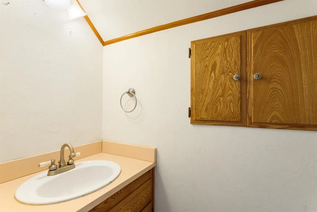 https://cdn.realtyfeed.com/cdn/127/306662105/df2bcaded58166b5390850a61f69ae27.webp