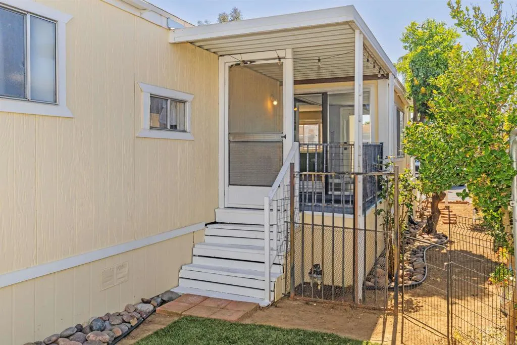 https://cdn.realtyfeed.com/cdn/127/306662191/31a2bfd365829f4205499b04c859bd9a.webp