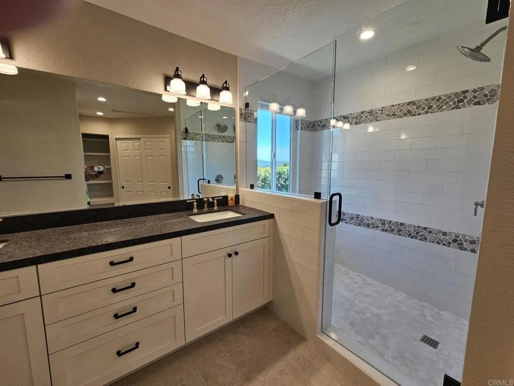 https://cdn.realtyfeed.com/cdn/127/306662202/738c4709f5e97960325ac42eb36d4237.webp