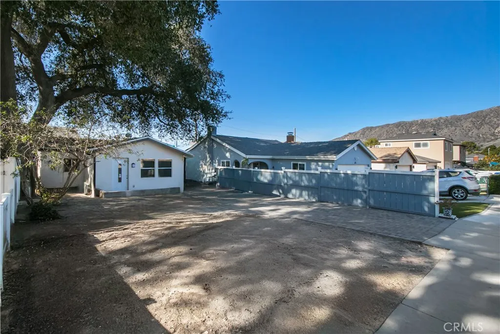 10835 Parr, Sunland, CA 91040 - Photo 3 of 12, Sunland, CA