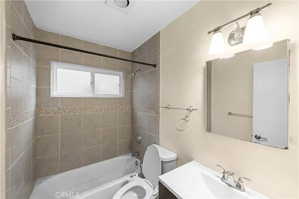 Photo #6: SW26052078 Listing: Photo #6