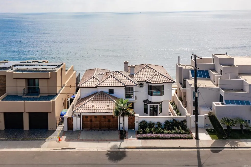 https://cdn.realtyfeed.com/cdn/127/306662322/ca9f0e9b133cea110628af8f7924126d.webp