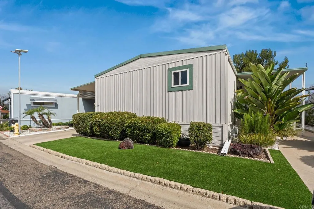 https://cdn.realtyfeed.com/cdn/127/306662354/2e22d59bead7bdce366224a81870b70e.webp