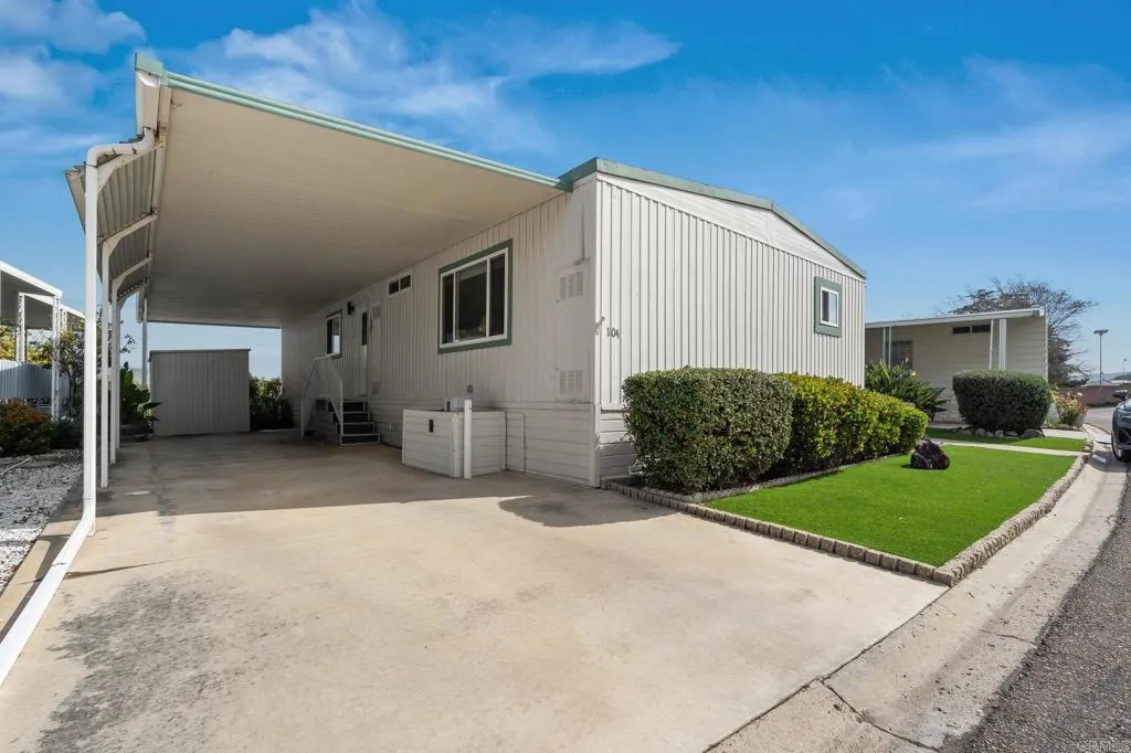 https://cdn.realtyfeed.com/cdn/127/306662354/39c9d900725bda5300958970c8703aa6.webp